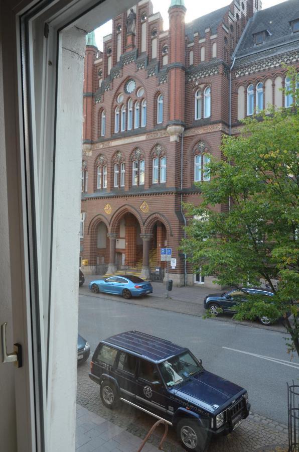 Altstadthotel Zum Goldenen Anker Lubeca Exterior foto